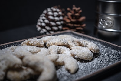 Lemon Coriander Crescents