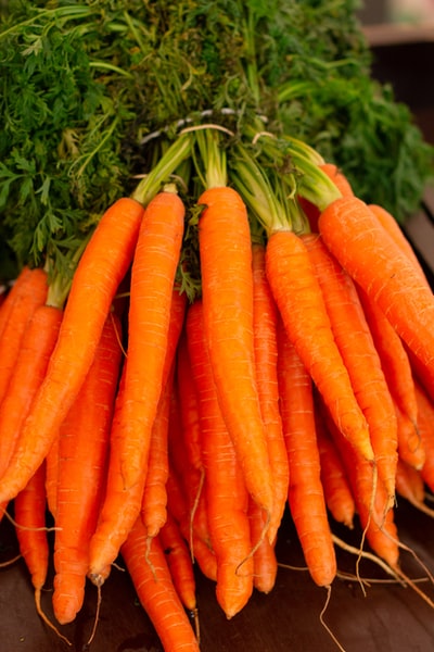 Carrot And Raisin Cheescake
