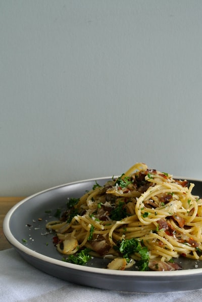 Pasta With Garlic & Olive Oil